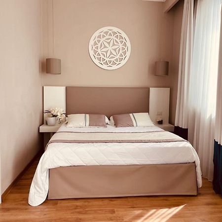 Hotel Mediterraneo Lido di Latina Luaran gambar