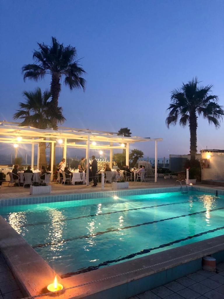 Hotel Mediterraneo Lido di Latina Luaran gambar